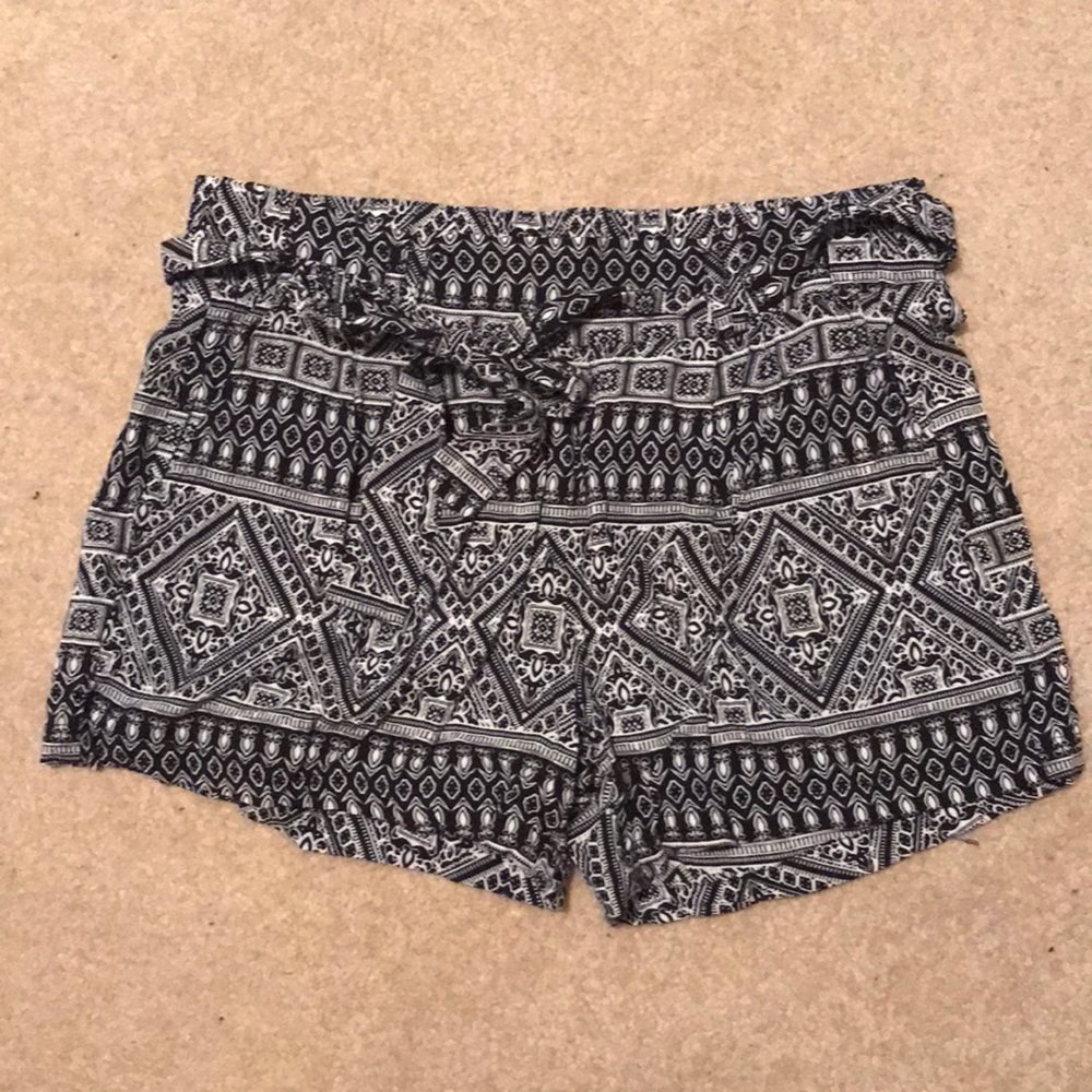 Pull on shorts